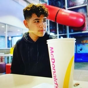 Meet your Posher, Marcos